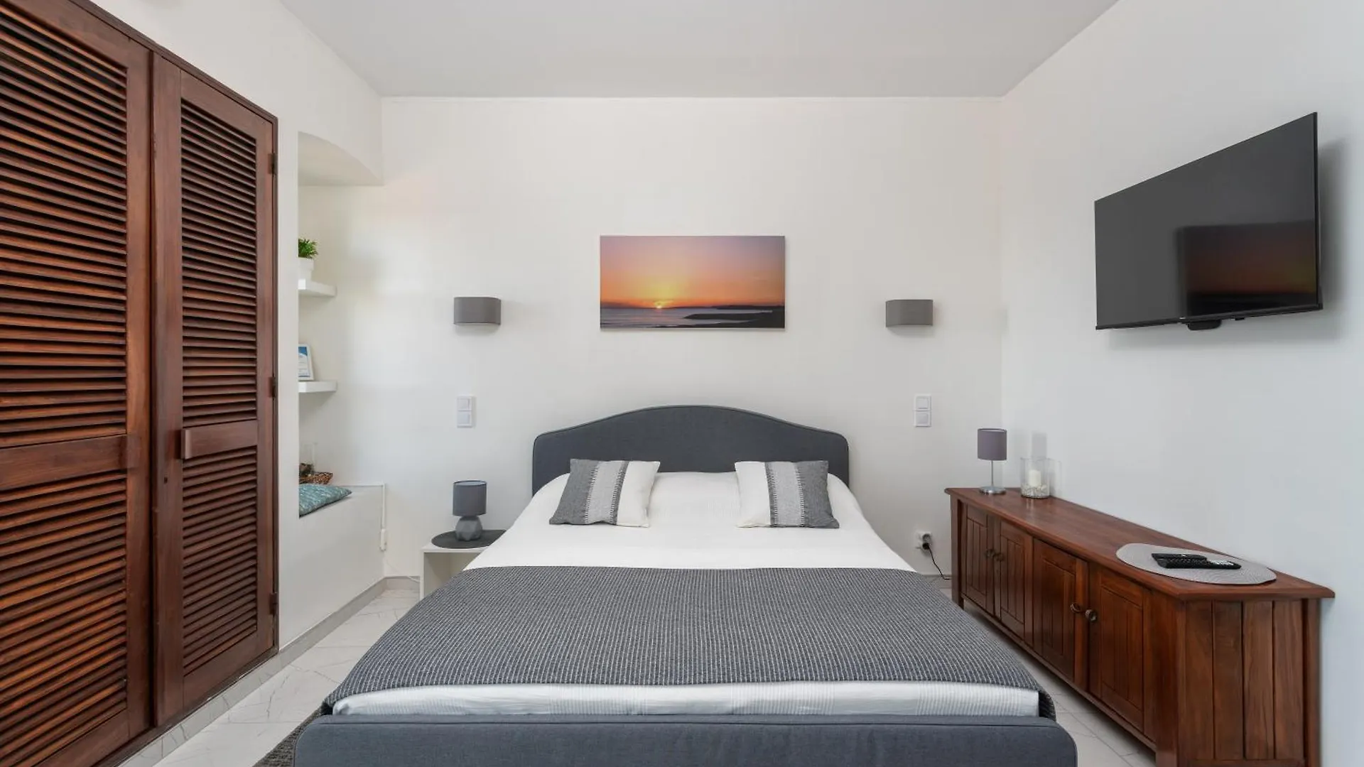 Bnb Homes Jardim Cozy Apartment With Pools Near The Old Town Portugal